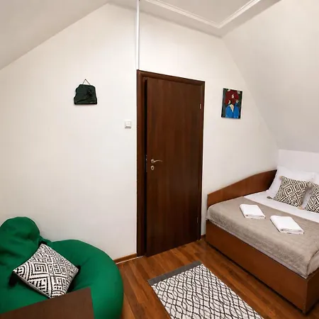 Grinda House - Center Park And Appartement *