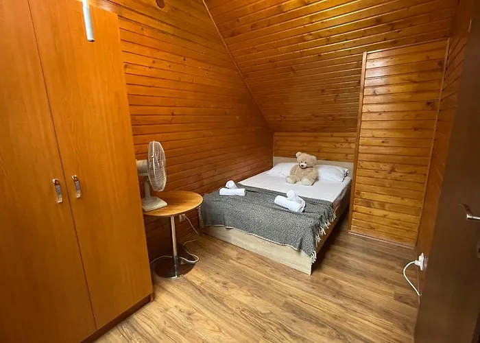 Grinda House - Center Park And